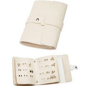 Organisateur de boucles <span class=keywords><strong>d</strong></span>'oreilles en gros avec design pliable en forme de livre, étui de voyage portable en cuir PU pour bijoux - Product Image 1
