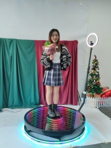 Фотобудка «Абисс» 115 см с обзором 360 градусов и RGB-подсветкой — идеально для создания ярких визуальных эффектов на вечеринках и свадьбах - Product Image 4