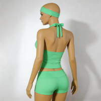 Ensemble 2 pièces pour femme : Crop top dos ouvert à nouer sur le devant avec short à revers, personnalisable avec logo, faible MOQ – Tenue d'été sportive et streetwear