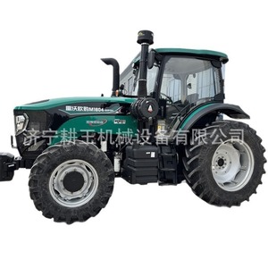 Tractor de Ruedas Weichai M1604 4x4 con Transmisión por Engranajes, Motor Verde y Tanque de Combustible de 260L - Product Image 5