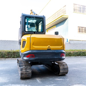 Mini-excavatrice sur chenilles de 6 tonnes avec chenilles en caoutchouc pour travaux de construction urbaine et travaux utilitaires - Product Image 1