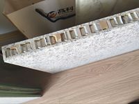 Panneaux composites en pierre de conception moderne haut de gamme, ignifuges, avec support en nid d'abeille en aluminium, prix usine, échantillon gratuit pour murs-rideaux