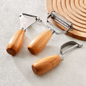 Coltello Manuale Tre-in-Uno in Acciaio Inox 304 per Intaglio Frutta, Estrattore Arachidi, Sbucciatore con Manico in Legno - Product Image 2