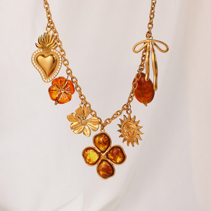 Collier en acier inoxydable avec fleur, nœud, cœur, couleur ambre pour pulls d'automne et d'hiver, plaqué or 18 carats - Product Image 4