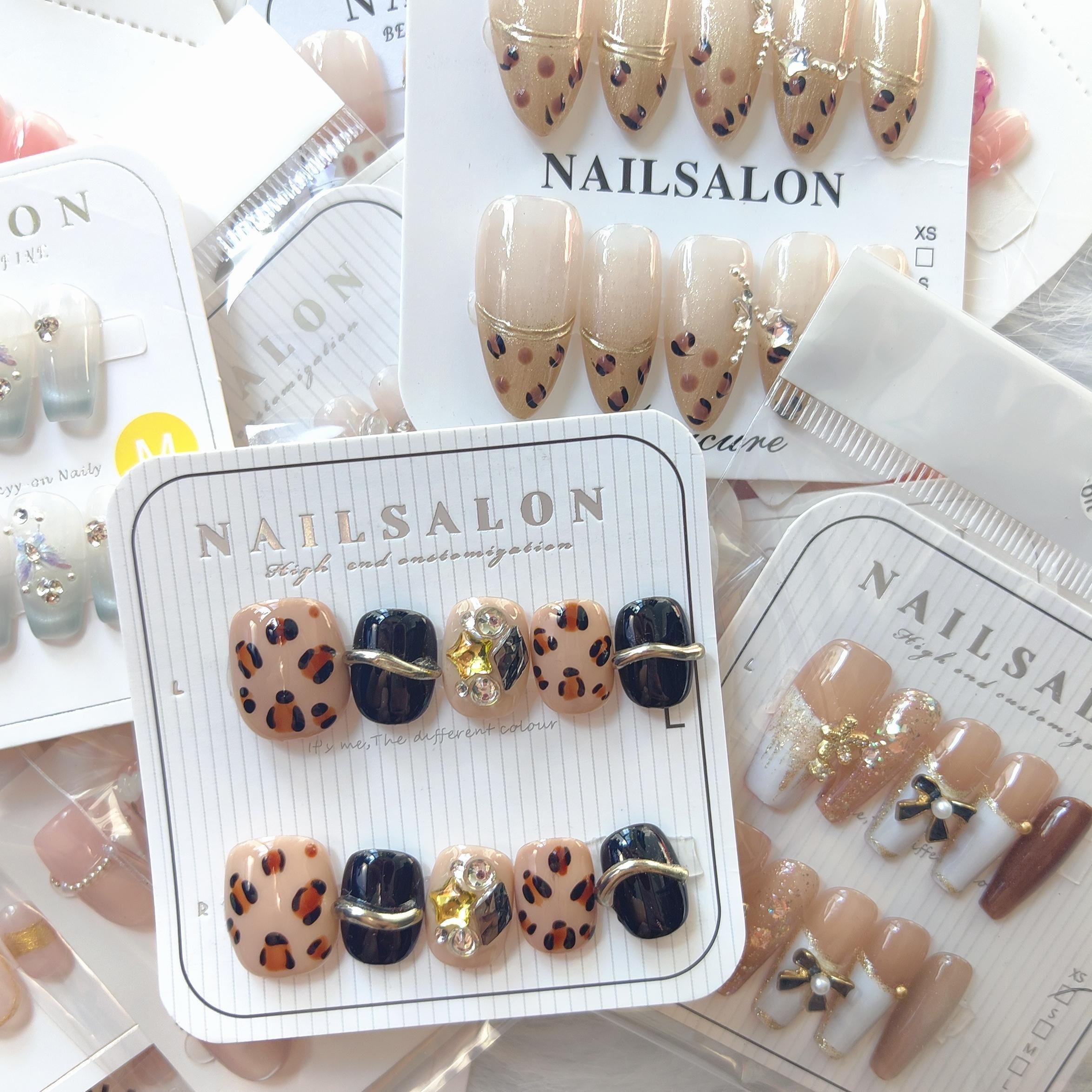 High Quality 10pcs Press on Nails Handmade Artificial Fake Nails Random Mixed Designs Thick Acrylic Gel Nails Tips Wholesale