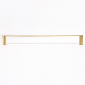 MAXERY <span class=keywords><strong>Leslie</strong></span>-Porte-serviettes simple en acier inoxydable et laiton satiné, design moderne et luxueux, antirouille, pour la salle <span class=keywords><strong>de</strong></span> bain. - Product Image 3