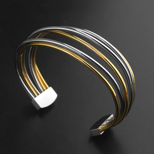 Pulsera de Moda de Acero Inoxidable para Mujer, Pulsera Cruzada Multicapa Abierta Ajustable, Estilo Hip Hop, Hueca, Calidad de Fábrica - Product Image 1