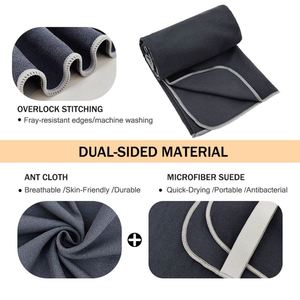 Serviette de sport en microfibre suédée légère et compacte, design personnalisé avec logo - Product Image 2