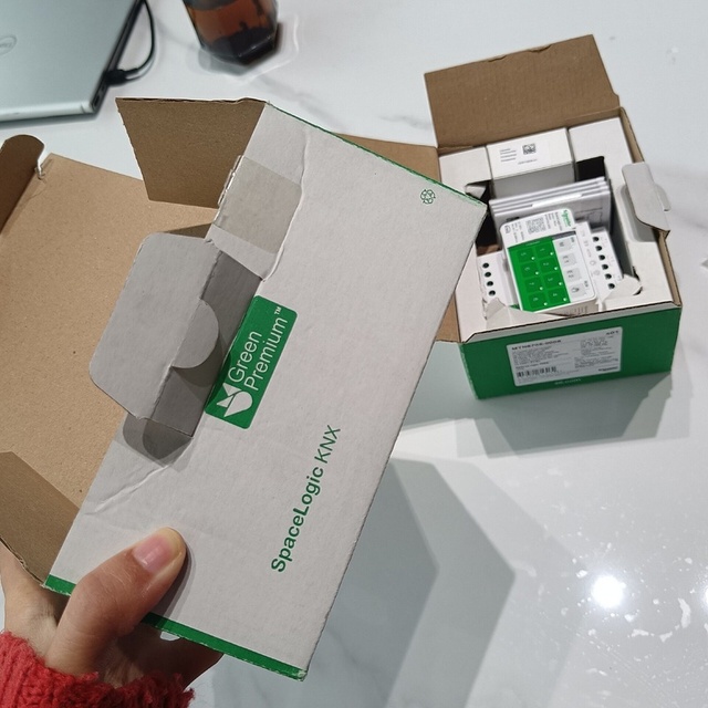 MTN6805-0008 KNX Switch Module PLC