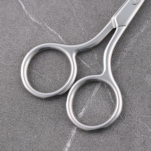 Set de recortador de vello nasal para hombre, fabricado en Alemania, tijeras pequeñas de punta redonda, recortador de orificios nasales, recortador manual de cejas - Product Image 4