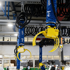 Transporteur de rouleaux de papier et de tissu mobile, manutention de rouleaux, é<span class=keywords><strong>l</strong></span>évateur et pince électriques - Product Image 6