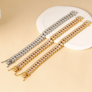 <span class=keywords><strong>Pulsera</strong></span> <span class=keywords><strong>de</strong></span> Joyería <span class=keywords><strong>de</strong></span> Lujo, <span class=keywords><strong>Pulsera</strong></span> <span class=keywords><strong>de</strong></span> Tenis <span class=keywords><strong>de</strong></span> Doble Hilera con Circonitas, Chapada en <span class=keywords><strong>Oro</strong></span> <span class=keywords><strong>de</strong></span> <span class=keywords><strong>18</strong></span> Quilates, Joyería <span class=keywords><strong>de</strong></span> Acero Inoxidable <span class=keywords><strong>de</strong></span> Alta Calidad - Product Image 3