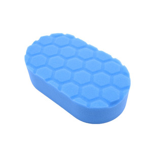 Éponge de cirage hexagonale en nid d'abeille rouge en polyester pour le detailing automobile - Product Image 2