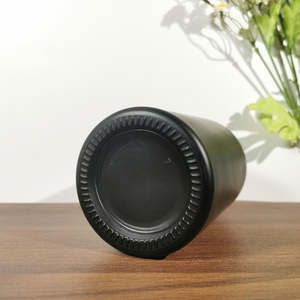 Botella de Vidrio Negra Mate al por Mayor de 500 ml para Ginebra, Licores, Vodka, Aceite de Oliva, con Tapón de Corcho - Product Image 4