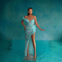 Robe de soirée d'été sans bretelles avec bordure à volants, silhouette ajustée en A, longue fente latérale, robe maxi