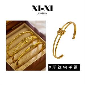 กำไลข้อมือสแตนเลสสตีลรูปตัว C แบบมินิมอล ดีไซน์เชือกคู่ ปรับขนาดได้ พร้อมปมรัก สำหรับผู้หญิง - Product Image 2