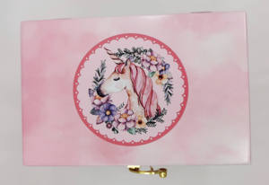 Boîte à bijoux musicale en bois licorne de luxe personnalisée pour filles, cadeau princesse pour enfants - Product Image 2