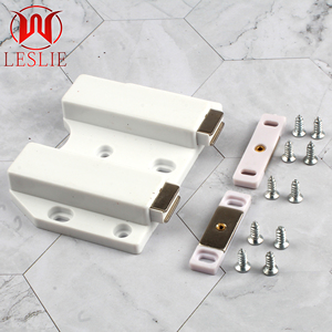 Apriporta in plastica con <span class=keywords><strong>serratura</strong></span> magnetica di alta qualità per armadi e armadi pop up il Buffer di due porte - Product Image 3