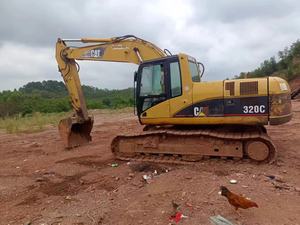 Excavadora Caterpillar 320C usada, fabricada en Japón, de segunda mano, famosa marca 320CL 320DL 320BL con motor y componentes básicos - Product Image 3