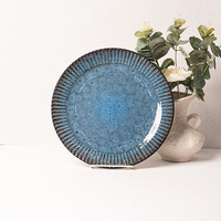 Ensemble de vaisselle de restaurant en grès européen Artisanat en relief pour servir des assiettes exquises Ensembles de vaisselle au design créatif