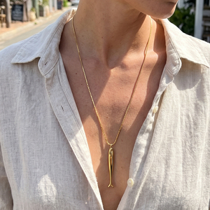 Collana con Ciondolo a Forma di <span class=keywords><strong>Pesce</strong></span> Stile Oceano J&D Jewelry, Gioiello Impermeabile in Acciaio Inossidabile Placcato Oro 18K PVD per Donne - Product Image 1