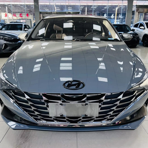 Hyun-dai <span class=keywords><strong>Elantra</strong></span> <span class=keywords><strong>2022</strong></span> 1.5L CVT LUX Premium Sedán <span class=keywords><strong>Gris</strong></span> Espacial Negro 23000km - Product Image 1