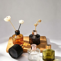 Bouteilles en verre transparentes côtelées de 120 ml pour diffuseur à bâtonnets, avec bouchons à vis, pour huiles essentielles et parfums, avec capuchon