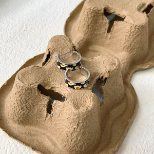 Yinruitai S925 Sterling <b>Silver</b> <b>Huggie</b> Earrings Flower Design Bezel Setting Everyday Wear - Product Image 2