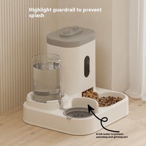 Nuevo Comedero Automático para Perros y Gatos 3 en 1 con Dispensador de Agua y Tazón de Plástico Ajustable, Diseño Moderno - Product Image 4