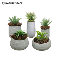 Pot Bunga Fiberglass Minimalis Nordik Ramah Lingkungan Ringan Tahan Air Gantung Lantai Dekorasi Rumah & Taman Pusat Perbelanjaan