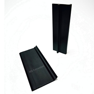 Profils d'extrusion en PVC ABS rigide résistants aux UV personnalisés pour les applications automobiles avec une durabilité à fort impact et OEM - Product Image 3