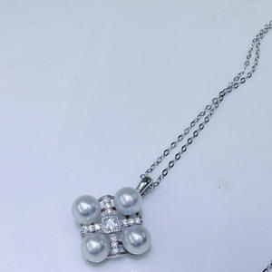 Collier pendentif en perle naturelle de Zhuji, 5-6 mm, rond, sans défaut, boucle universelle Aurora avec un petit design lumineux - Product Image 4