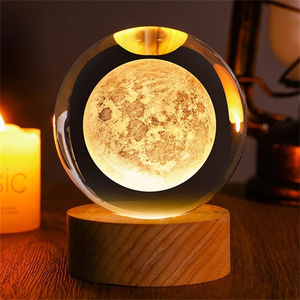 Decorazione per la casa camera lampada a LED Dreamer <span class=keywords><strong>luna</strong></span> pianeta led <span class=keywords><strong>cielo</strong></span> incandescente 3D sfera <span class=keywords><strong>di</strong></span> cristallo luce notturna <span class=keywords><strong>con</strong></span> Base in legno - Product Image 2
