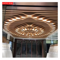 Panel de Techo Lineal con Tira Cuadrada de Aluminio Ondulado 3D, Panel de Madera, Metal Suspendido para Sala Moderna, Hoteles Falsos al Aire Libre