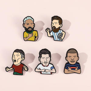 Badge Métallique Électroplaqué Star de Football en Promotion Transfrontalière pour Broche de Personnages de Dessins Animés de la Série - Product Image 4