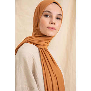 Bufanda de Algodón Color Mostaza, Larga, Transpirable, Accesorio de Moda para Mujer - Product Image 3