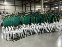 Chaises de banquet empilables portables en acier inoxydable durables pour villas, mariages, hôtels, événements et services de traiteur (vente en gros)