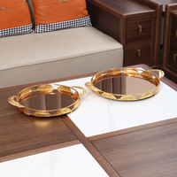 Vente en gros de plateau de service décoratif en métal verre européen Plateau de fruits pour l'hospitalité domestique Table basse Snacks Assiette de fruits Fête