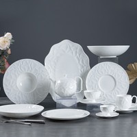 Service de table en porcelaine fine blanche gaufrée, écologique et durable, avec théière, tasses, assiettes et bols pour hôtels et restaurants