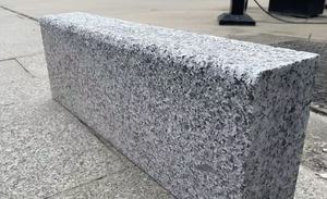 Cordolo in Granito Personalizzato Grigio Chiaro e Bianco <span class=keywords><strong>per</strong></span> Bordi di Giardini e Sentieri - Product Image 2