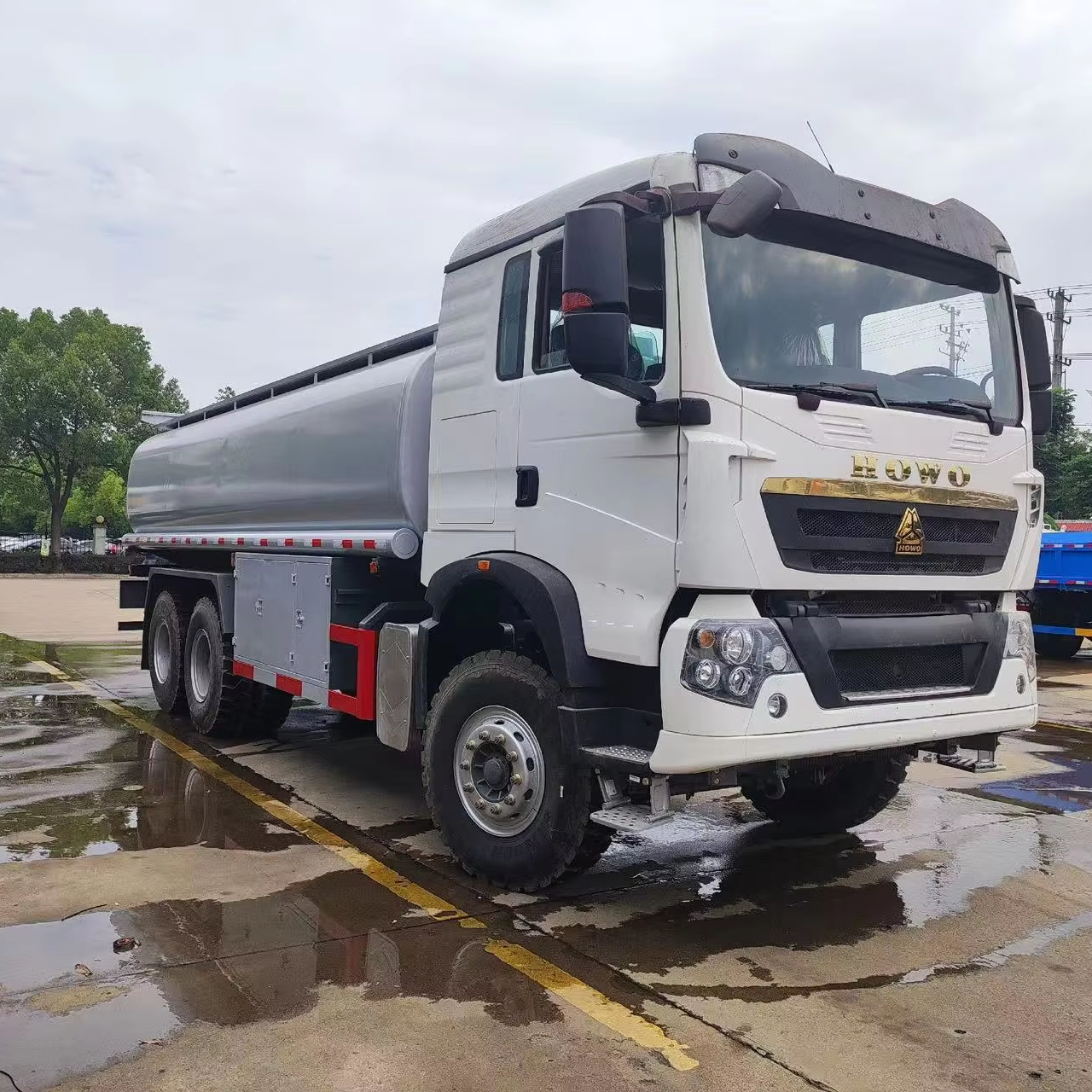 Автоцистерна для топлива, 6x4