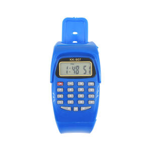 Reloj digital Kk 907 con calculadora para niños, mini reloj con función de calculadora, reloj de juguete unisex - Product Image 1