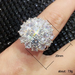 Anello da donna con fiore retrò esagerato, regalo per feste e uso quotidiano - Product Image 6