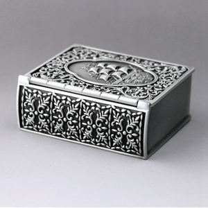 Livre cadeau créatif Boîte à <span class=keywords><strong>musique</strong></span> à remonter en relief Boîte à <span class=keywords><strong>musique</strong></span> en métal mécanique Château <span class=keywords><strong>dans</strong></span> <span class=keywords><strong>le</strong></span> <span class=keywords><strong>ciel</strong></span> pour enfant - Product Image 3