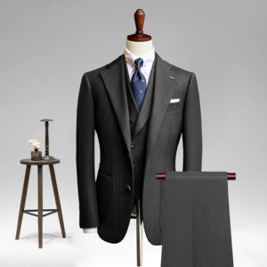 장인의 품질, 명품 남성 정장, 완벽한 프레젠테이션, 70% 울 혼방, 짙은 회색 비즈니스 3피스 수트 - Product Image 2
