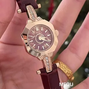Kerst Horloge Dames Horloge Luxe Elegante Kroon Wijzerplaat Polshorloge Cadeau Liefhebbers Brassband 24K Verguld Hoge Kwaliteit Quartz
