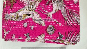 Couverture Kantha artisanale rose bohème imprimée d'animaux et d'oiseaux, décoration d'intérieur, coton fait main pour toutes les saisons - Product Image 3