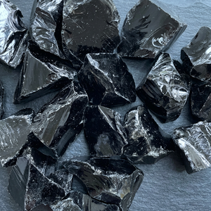 Obsidienne noire pierres brutes 50-150mm pierre brute en gros roches de Quartz pierres brutes minéraux cristaux méditation Reiki morceaux - Product Image 2