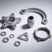 Usinage CNC de précision sur mesure, très demandé, pour diverses pièces métalliques de taille standard, comme le bronze et l'acier inoxydable