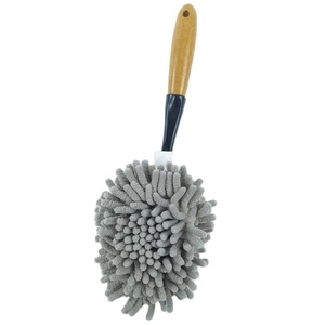 Plumero de chenilla de microfibra con mango de bambú arqueado duradero moderno - Product Image 1
